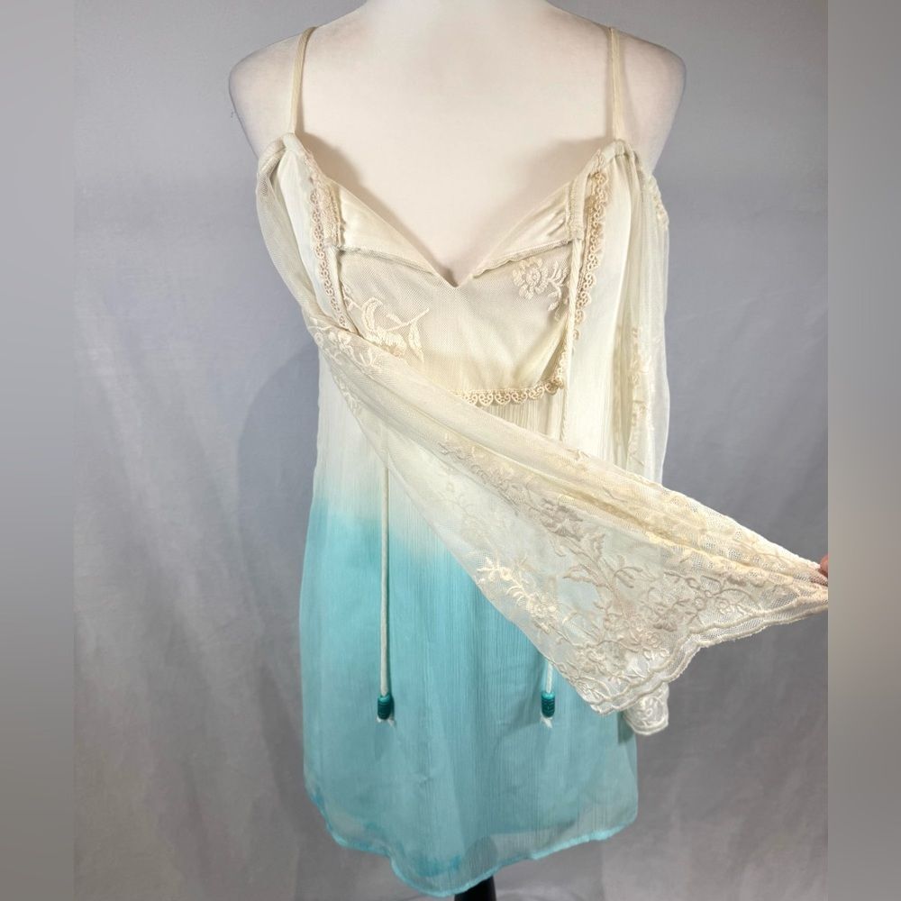 Beautiful white and light blue ombré off shoulder lace sleeve dress size small